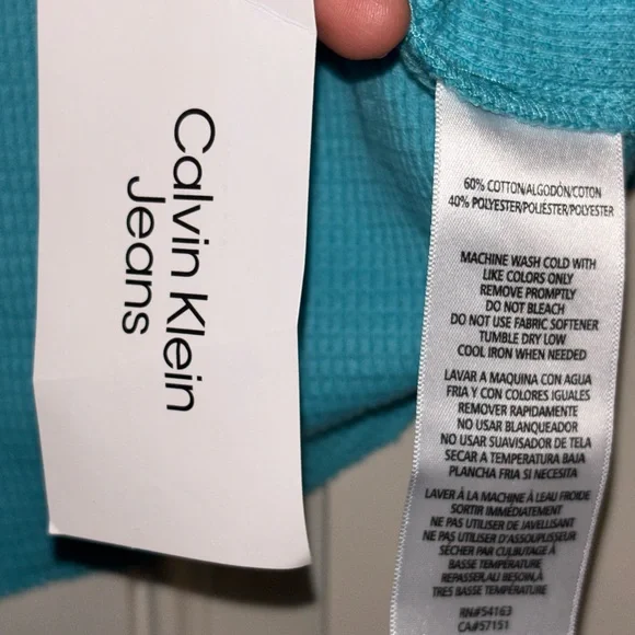 NWT Calvin Klein Jeans Turquoise Button up Crop Top - Picture 7 of 8